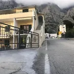 Makarska Veliko Brdo Apartment