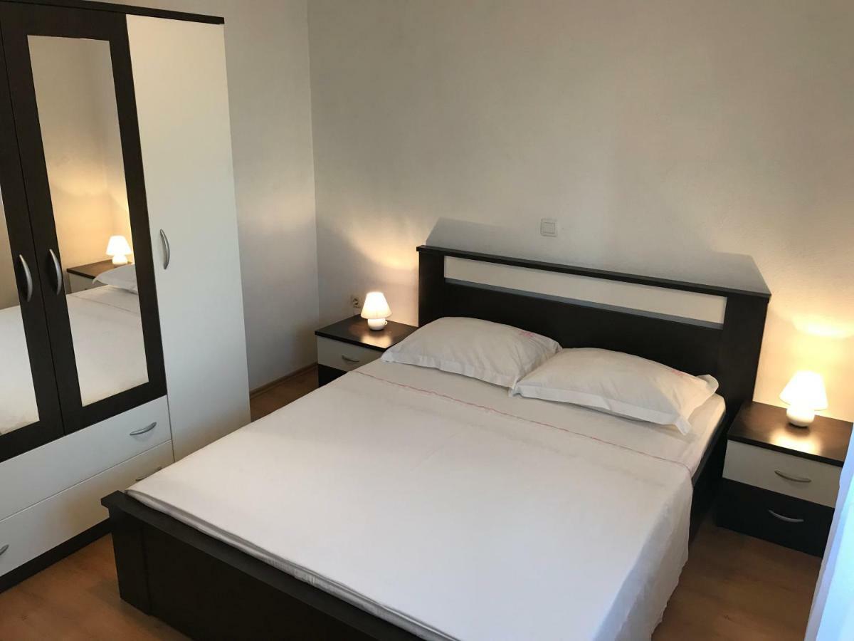 Apartment Veliko Brdo